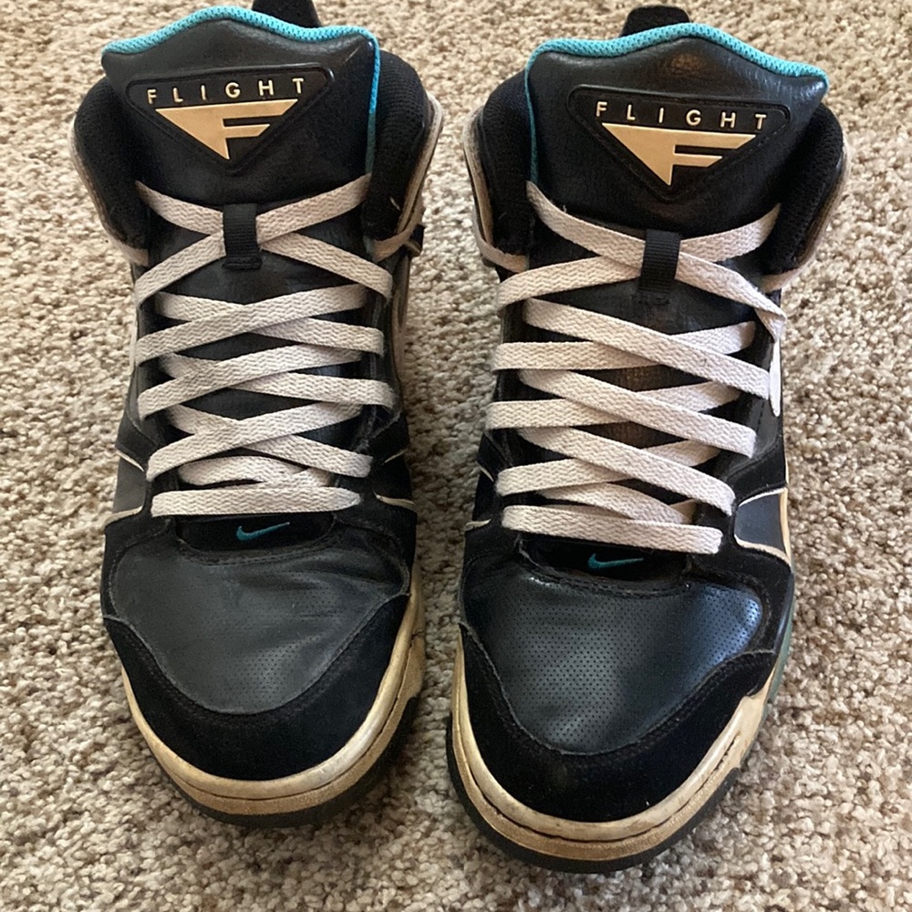 Nike flight Air Falcon mens shoe